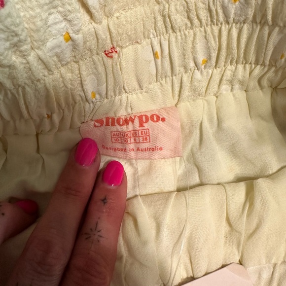 Showpo daisy two piece set - Picture 4 of 6